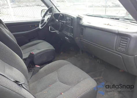 2006 Chevrolet Silverado 1500 Work Truck z USA, uszkodzony, nr VIN 3GCEC14XX6G185379